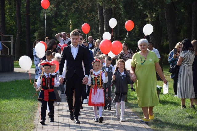 Nowy Rok Szkolny w Czarnym Borze z ss. urszulankami